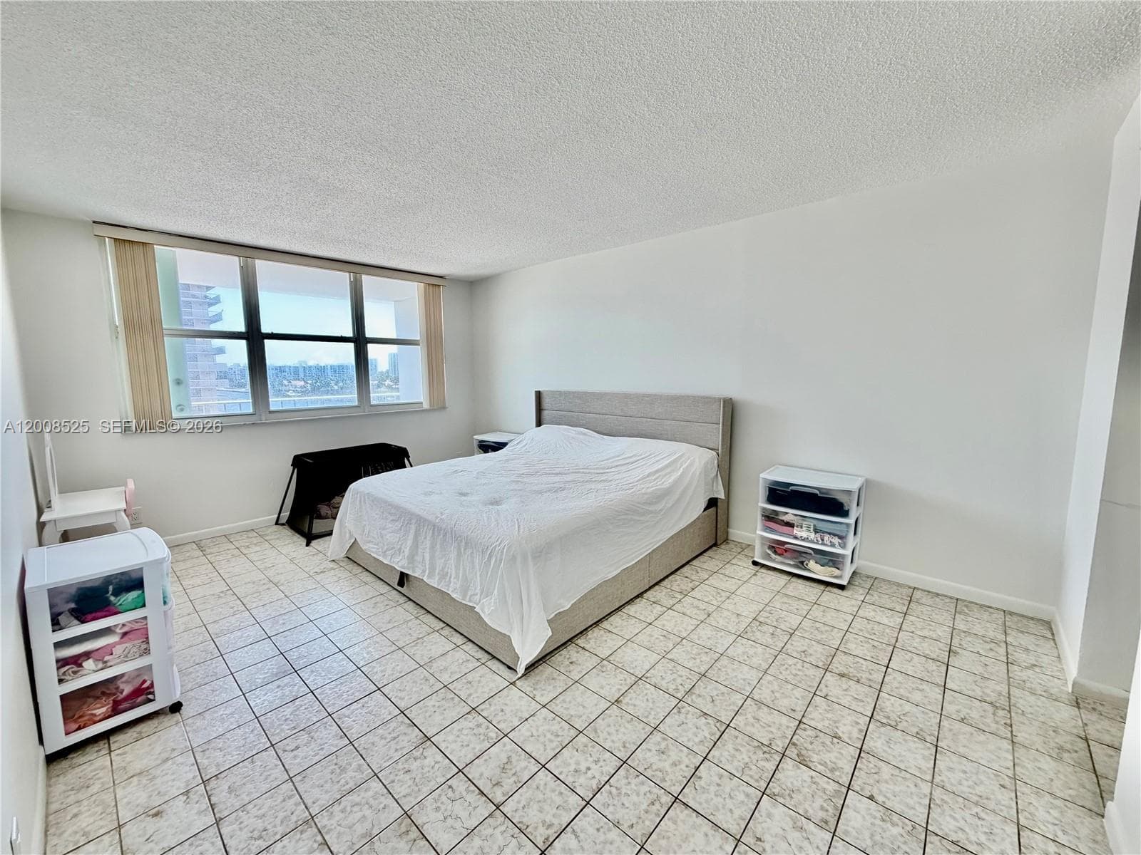 1410 S Ocean Dr 607 photo 9