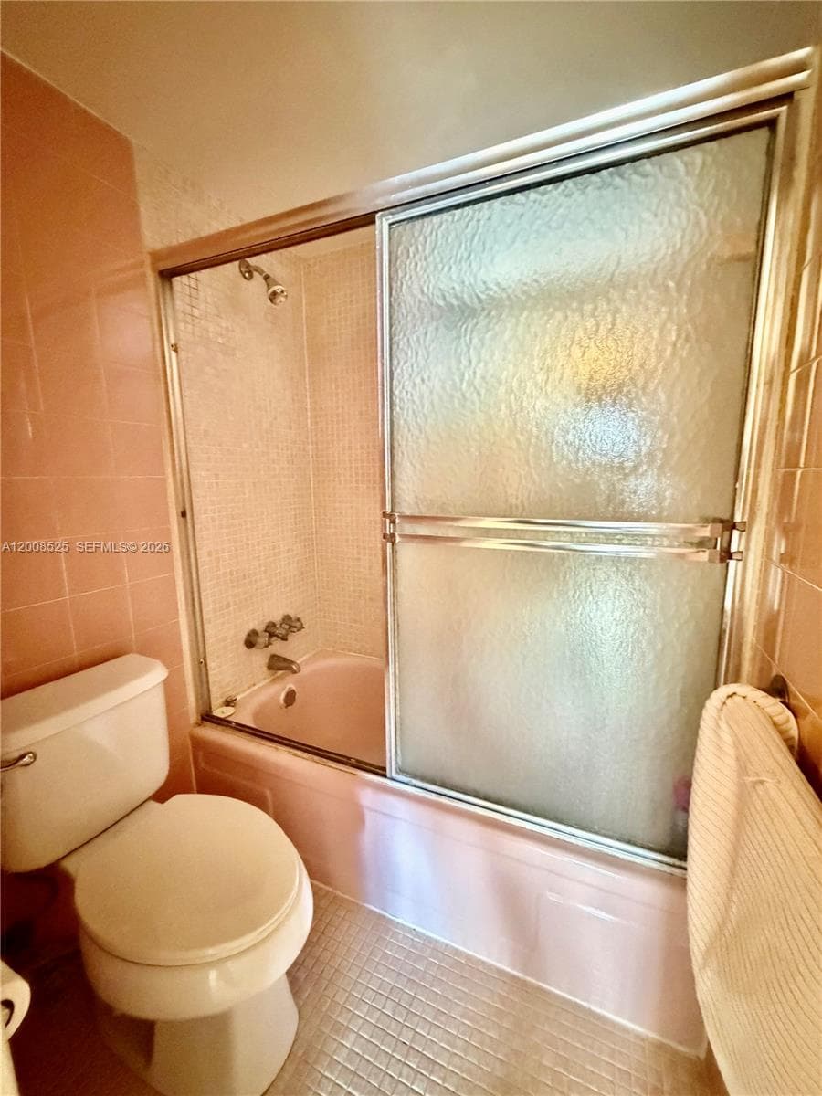 1410 S Ocean Dr 607 photo 15