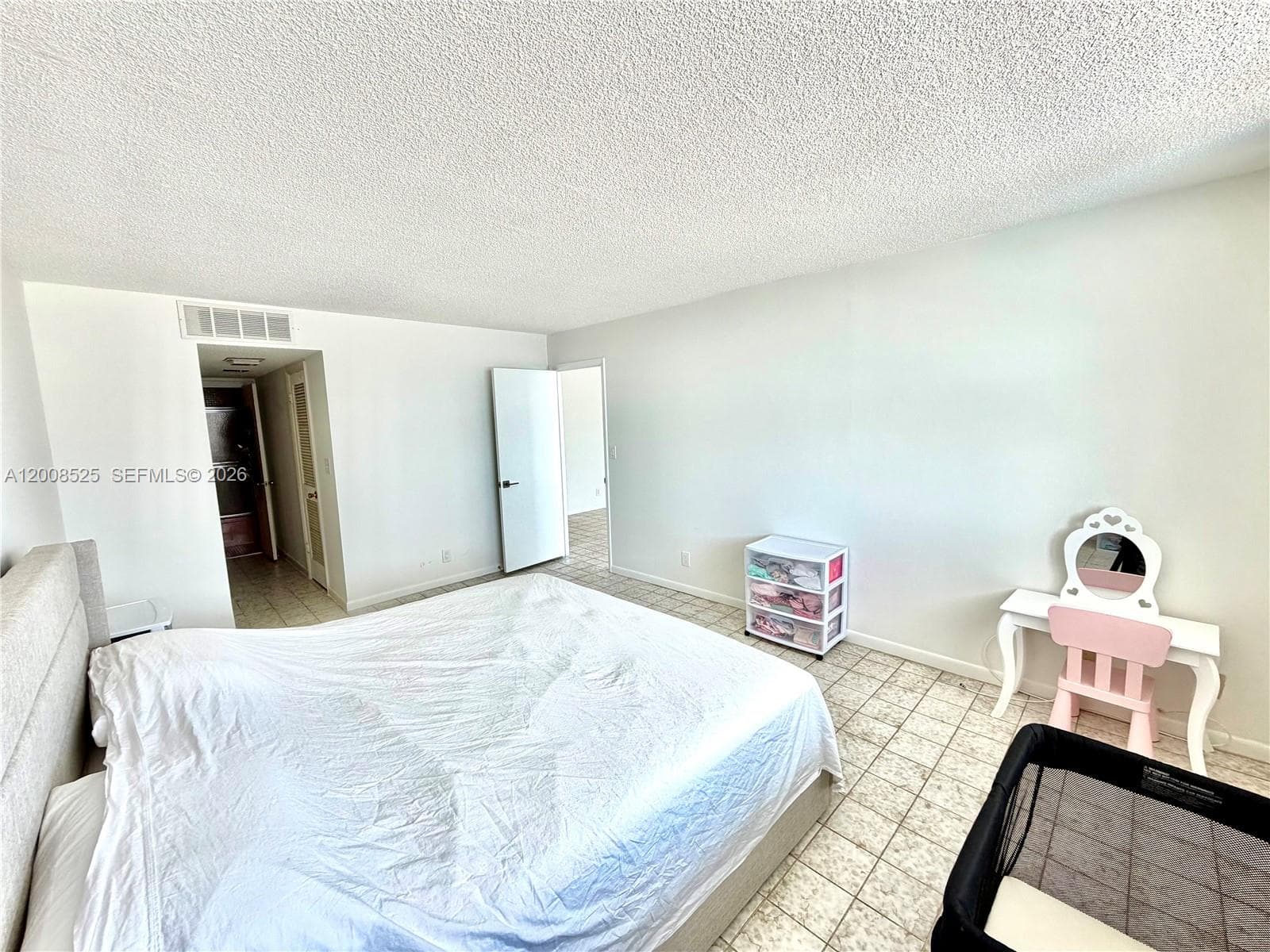 1410 S Ocean Dr 607 photo 11