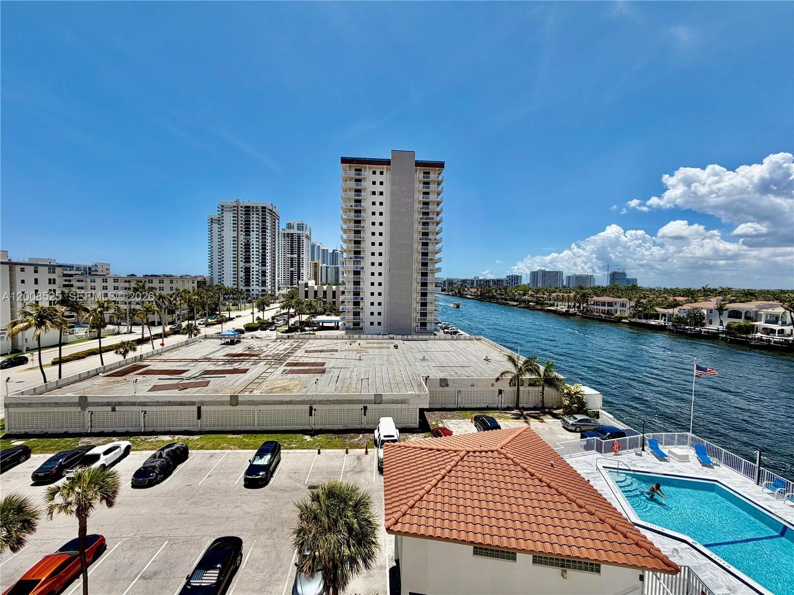 1410 S Ocean Dr 607 photo 19