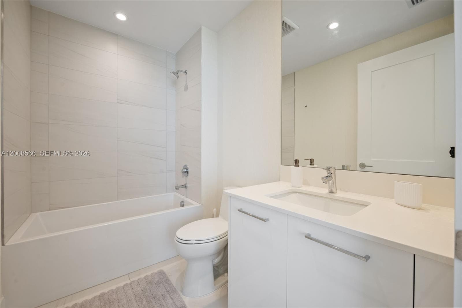 153 N Seabreeze Blvd 1205 photo 21