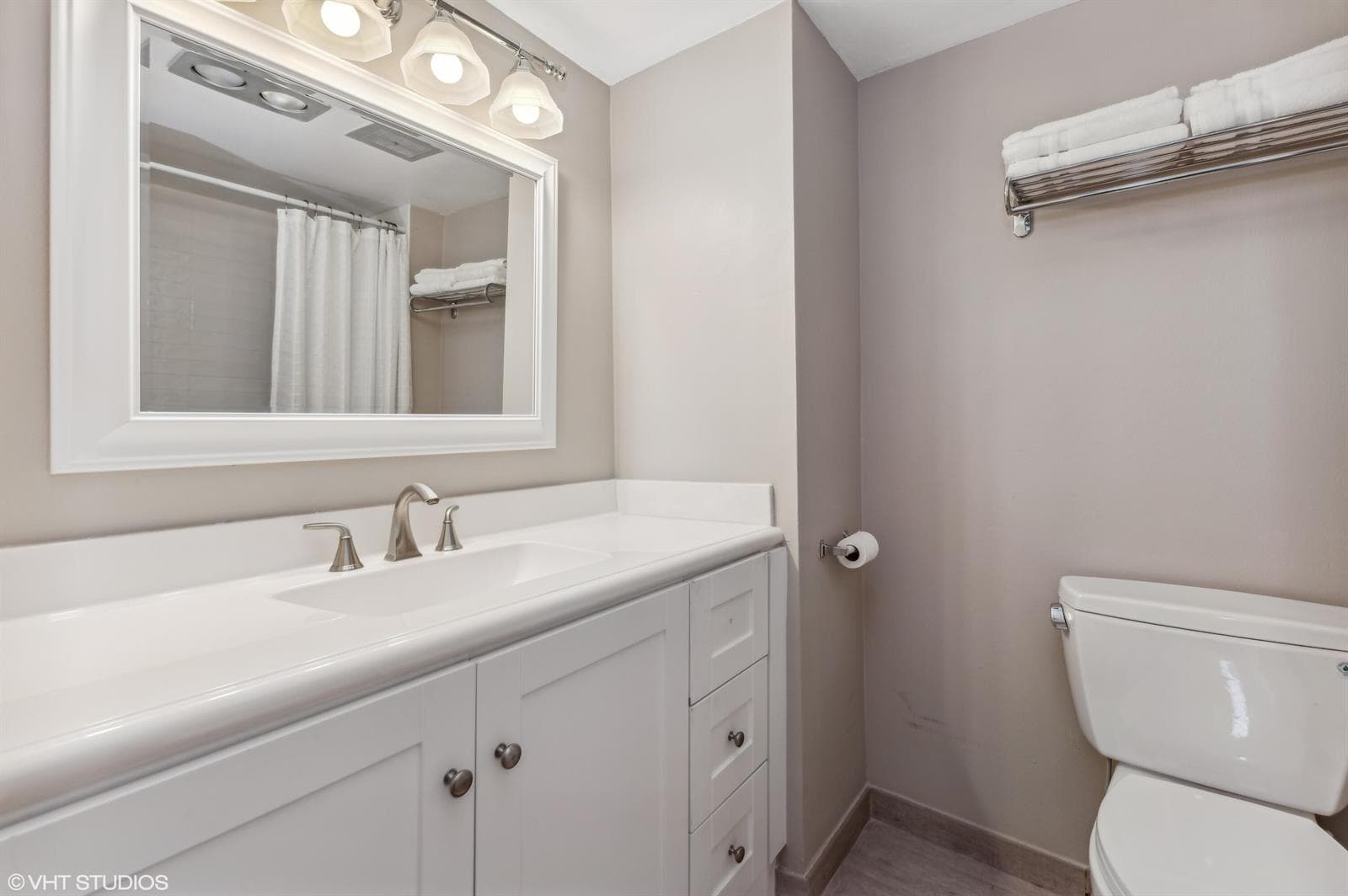 555 SE 6th Avenue 3d photo 19