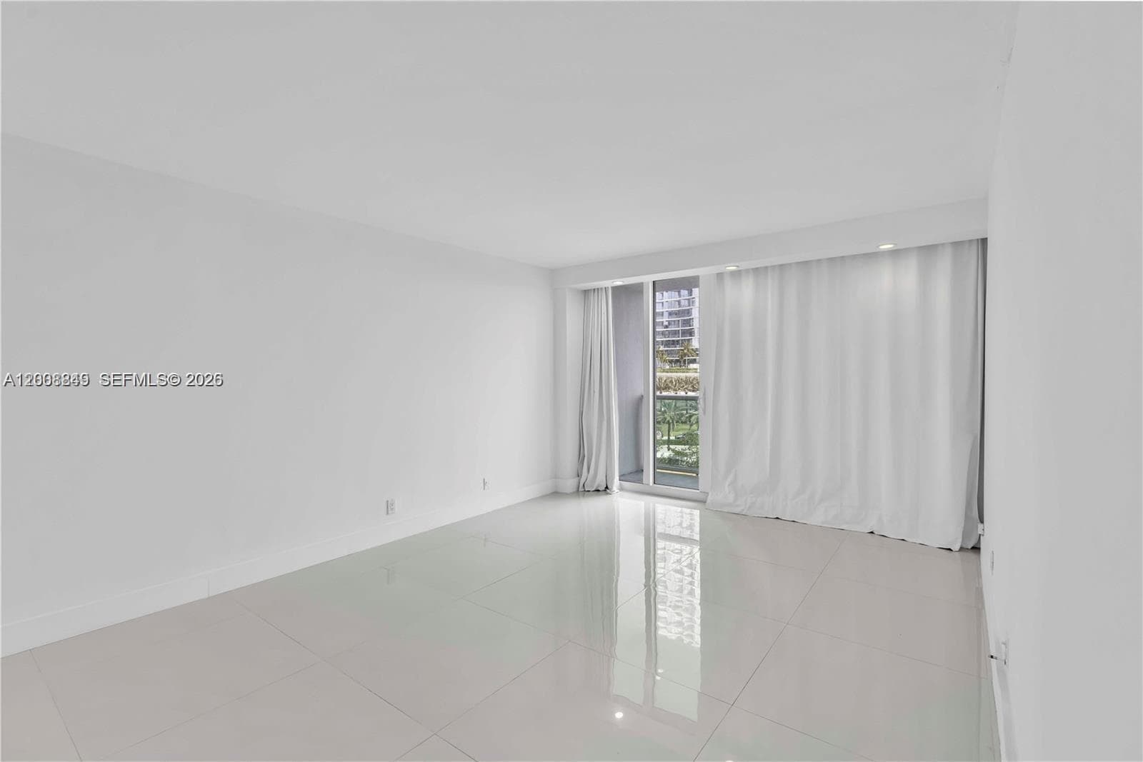 100 Bayview Dr 508 photo 10