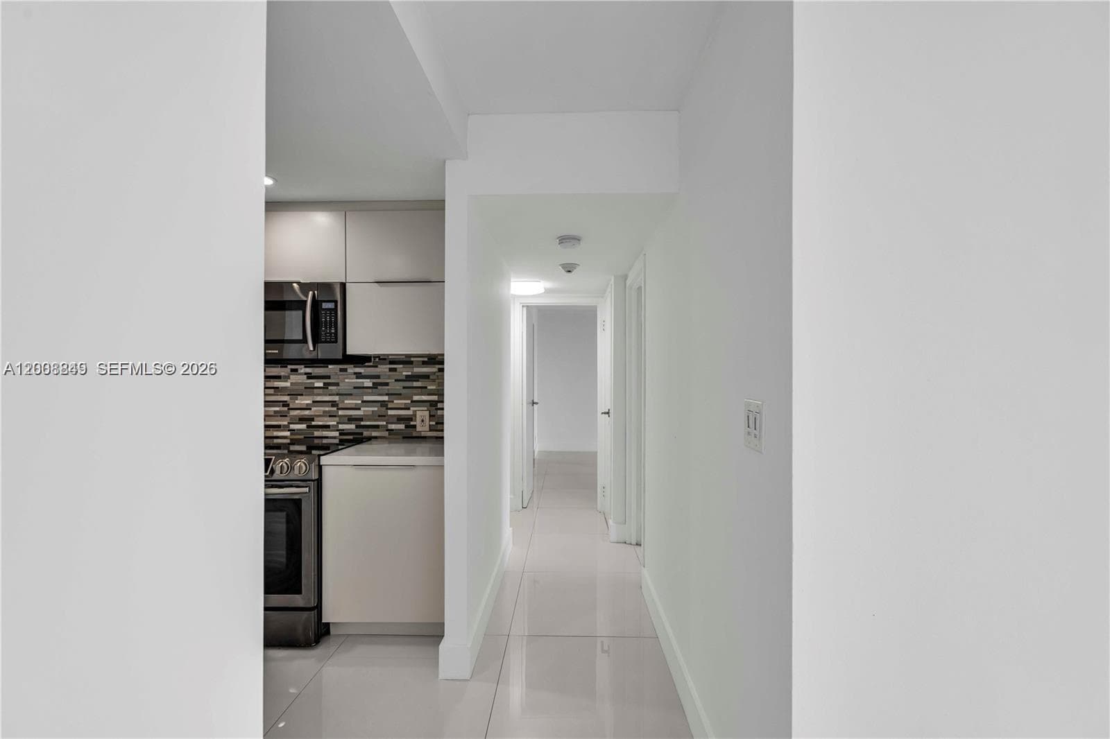 100 Bayview Dr 508 photo 8