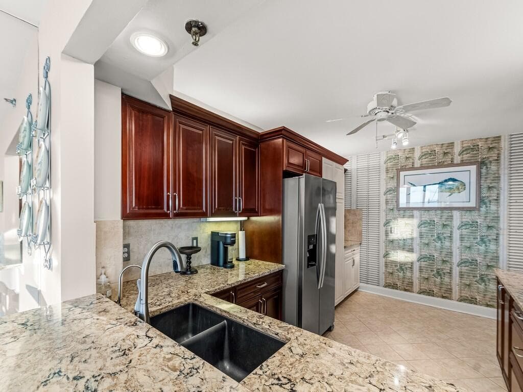 9960 S Ocean Drive 1905 photo 15