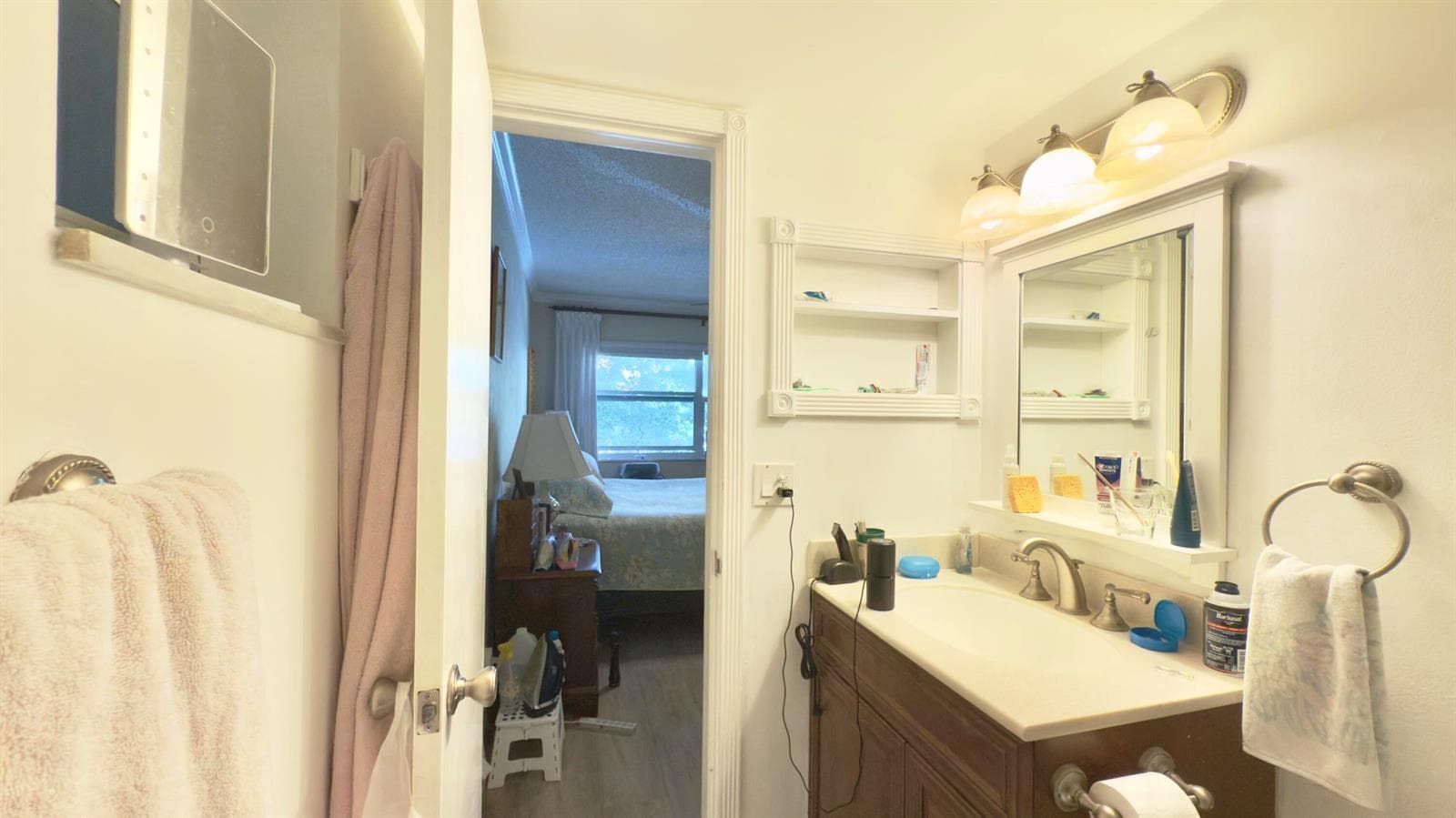 1200 SW 12th Street SW 305 photo 22