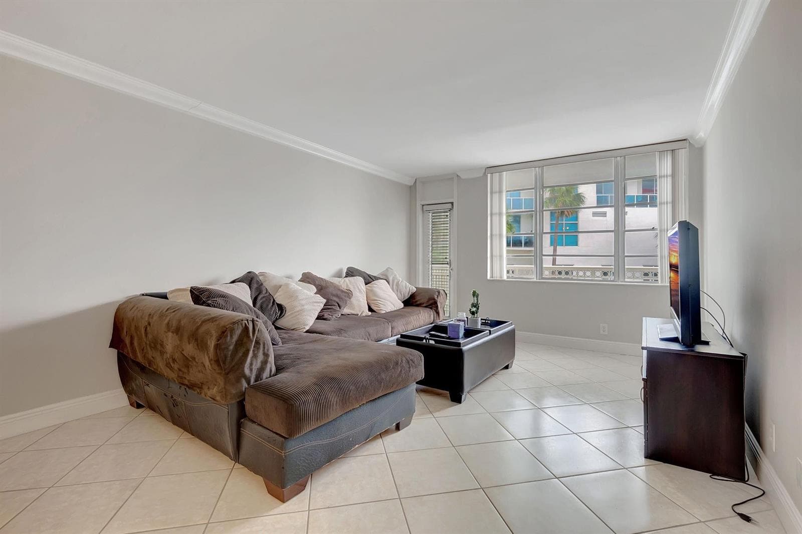 1913 S Ocean Drive 207 photo 11