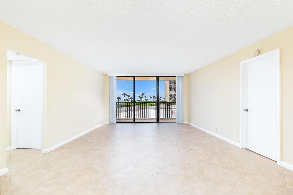 400 Ocean Trail Way 203 photo 4