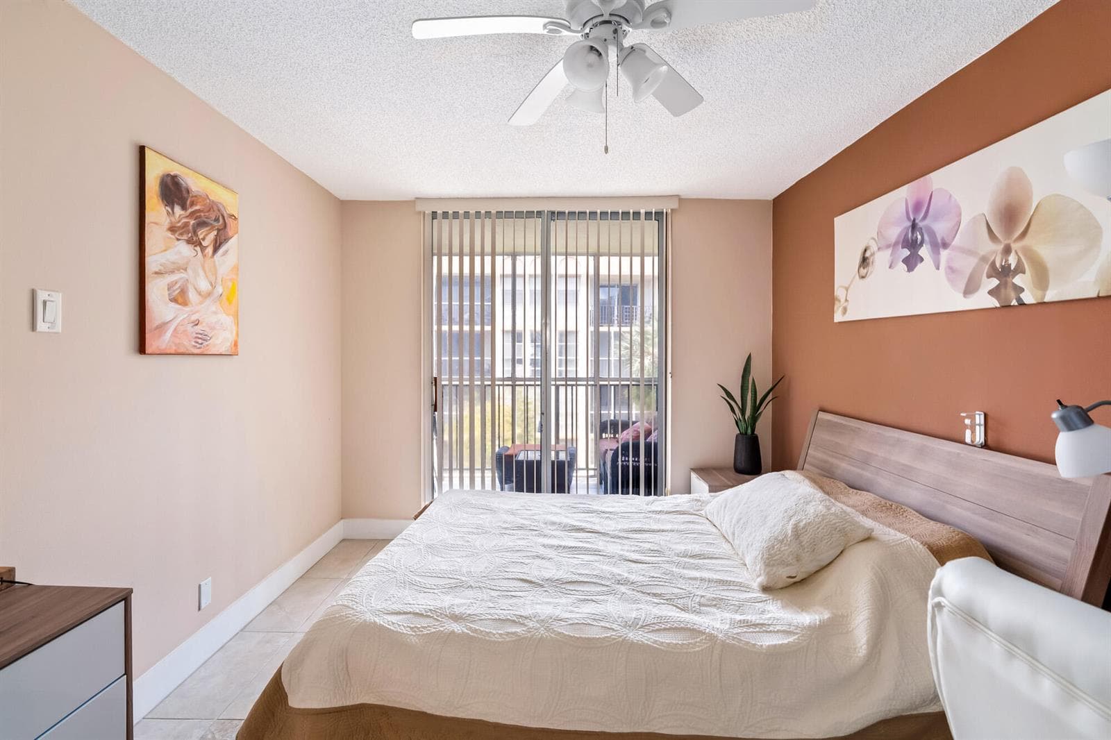 2000 Atlantic Shores Boulevard Apt 410 photo 22