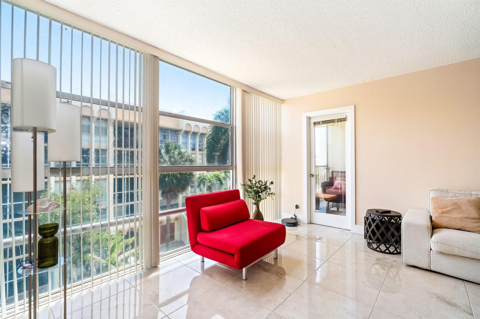 2000 Atlantic Shores Boulevard Apt 410 photo 15