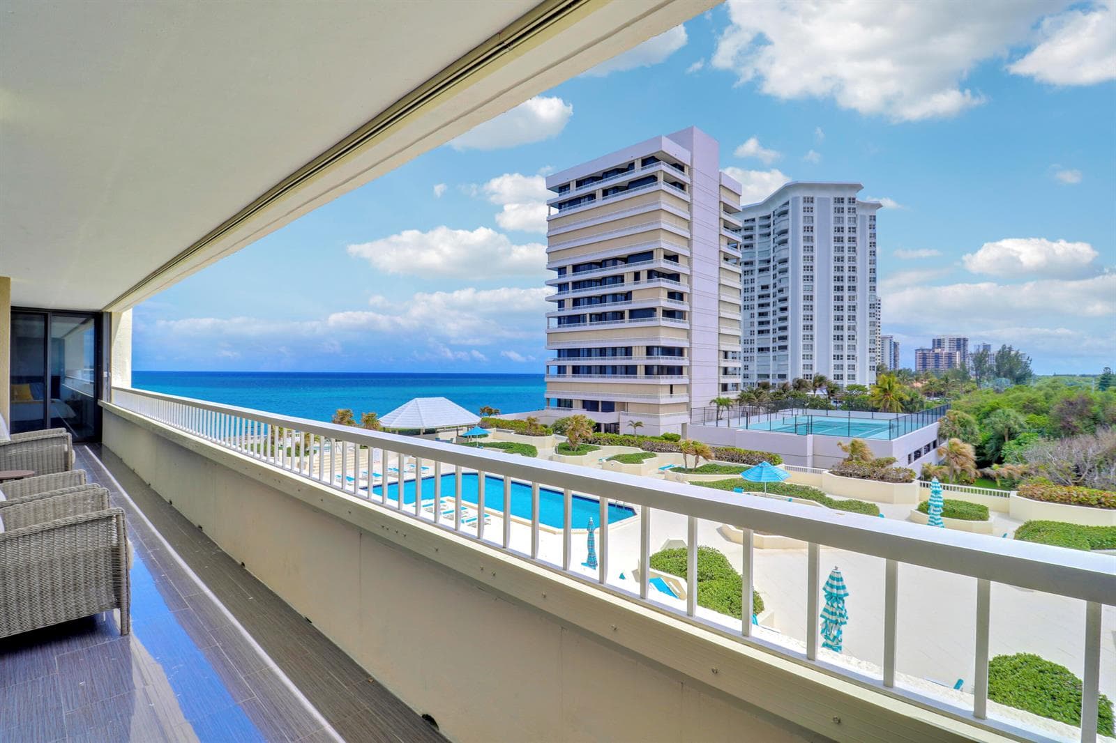 5280 N Ocean Drive 2f photo 1