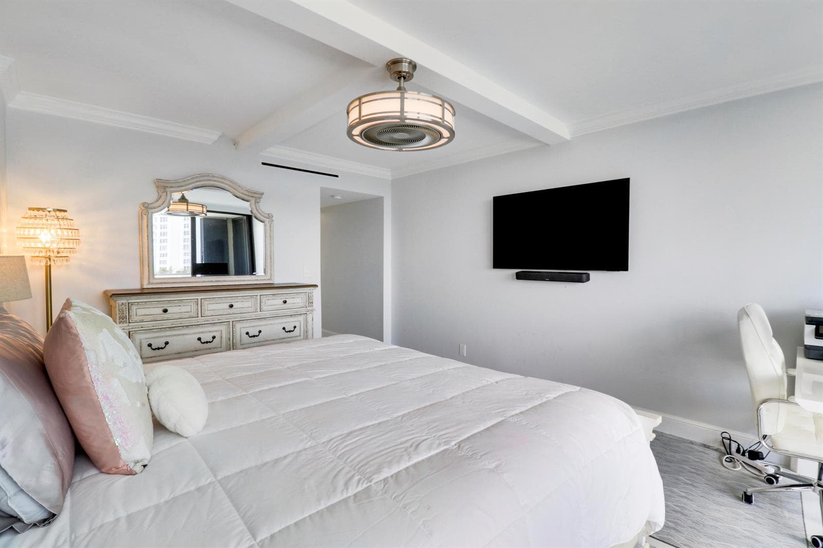 5280 N Ocean Drive 2f photo 18