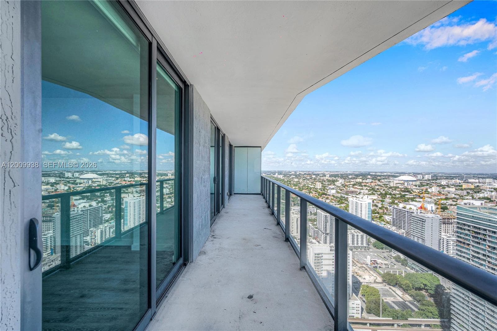 1300 S Miami Ave 4711 photo 13