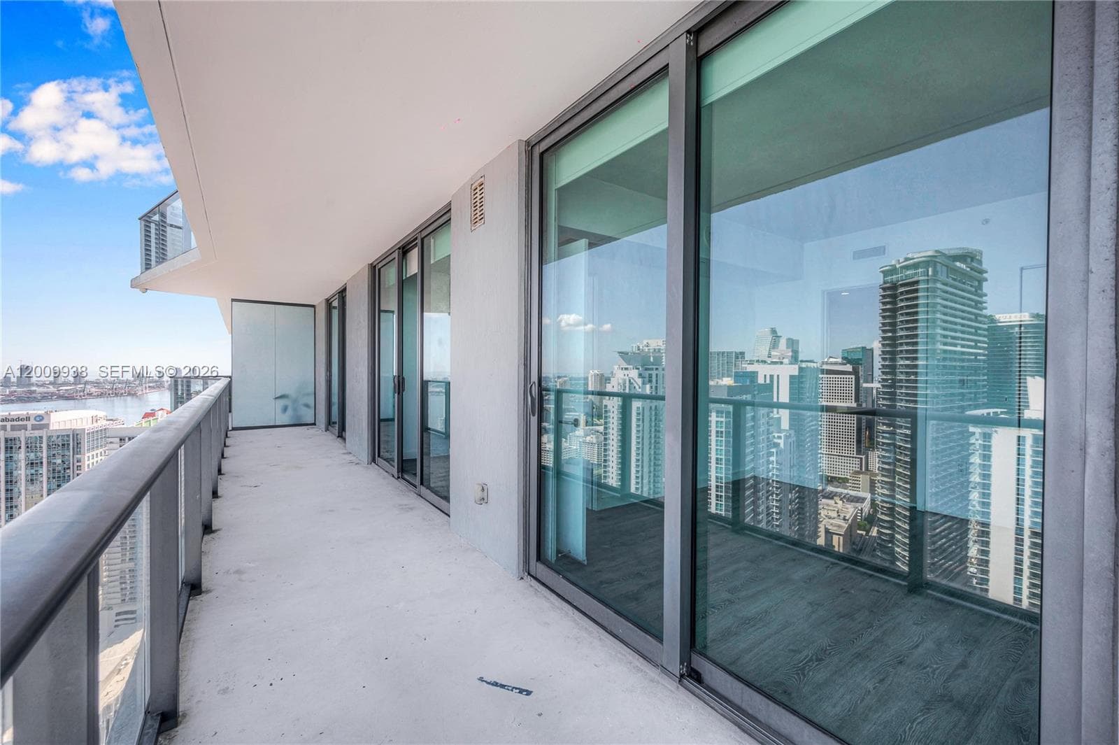 1300 S Miami Ave 4711 photo 11