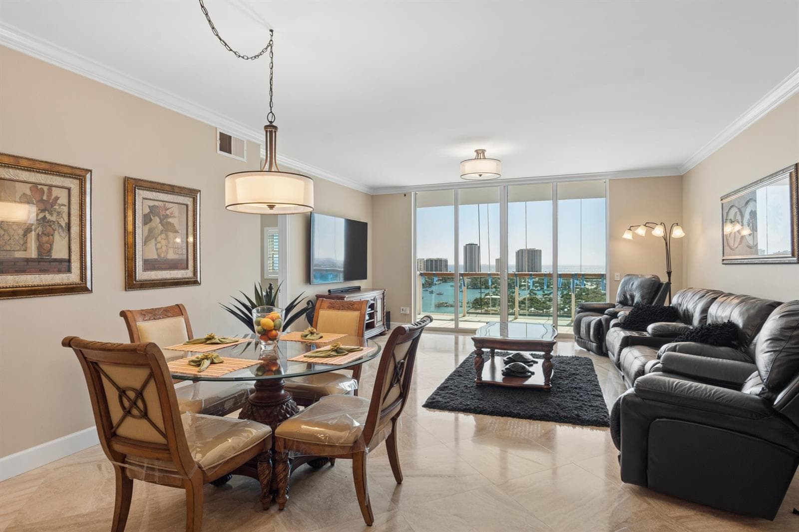 2640 Lake Shore Drive 1811 photo 14