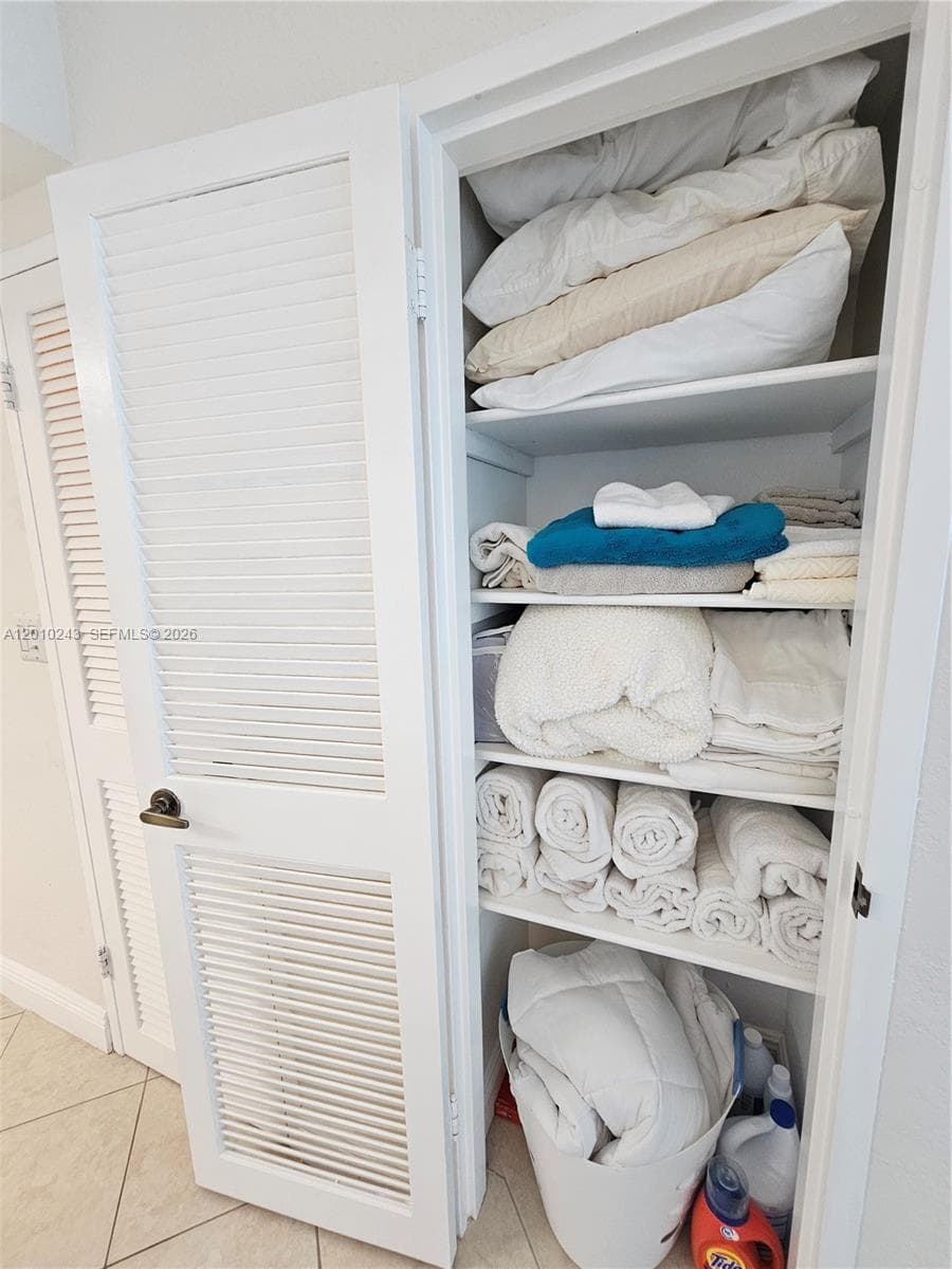 2501 S OCEAN DR 637 photo 13