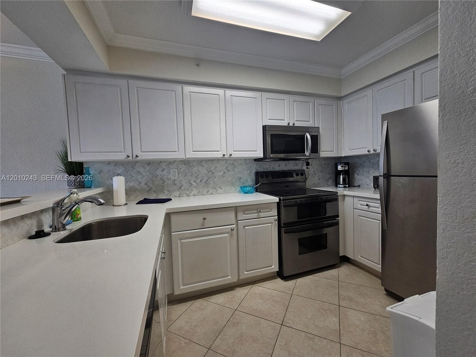 2501 S OCEAN DR 637 photo 18