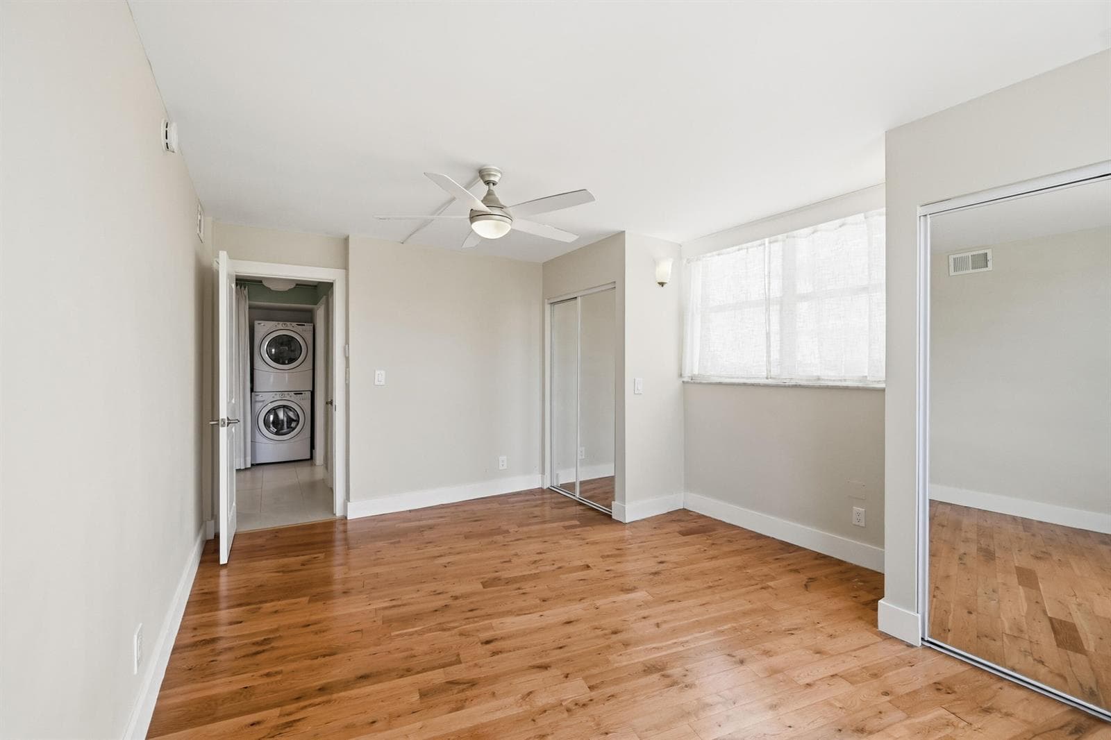 401 N Riverside Drive 408 photo 23