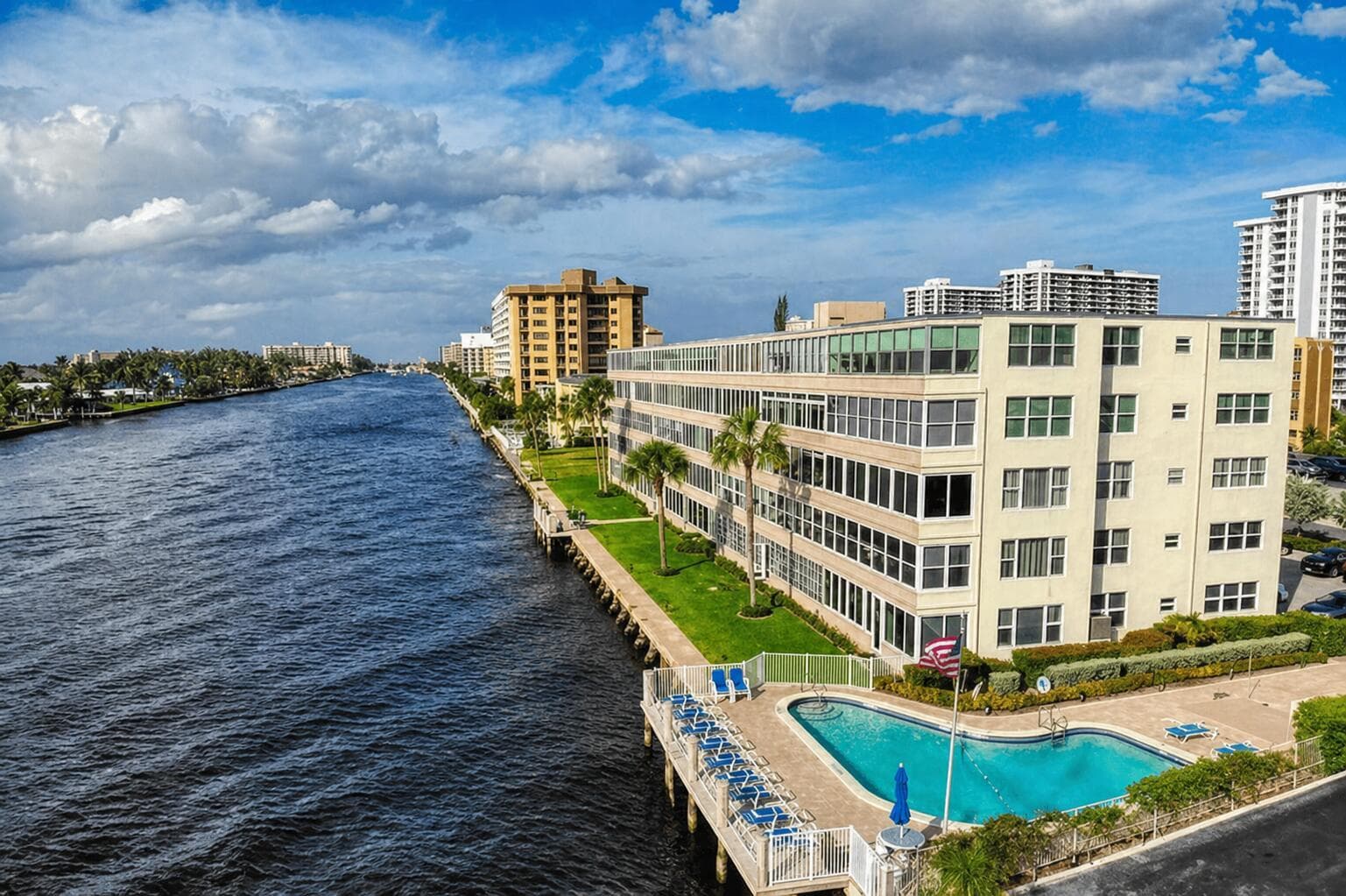401 N Riverside Drive 408 photo 2