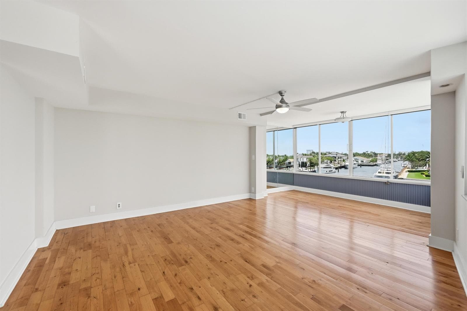 401 N Riverside Drive 408 photo 12