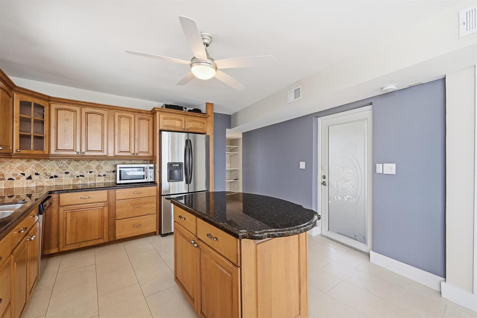 401 N Riverside Drive 408 photo 8