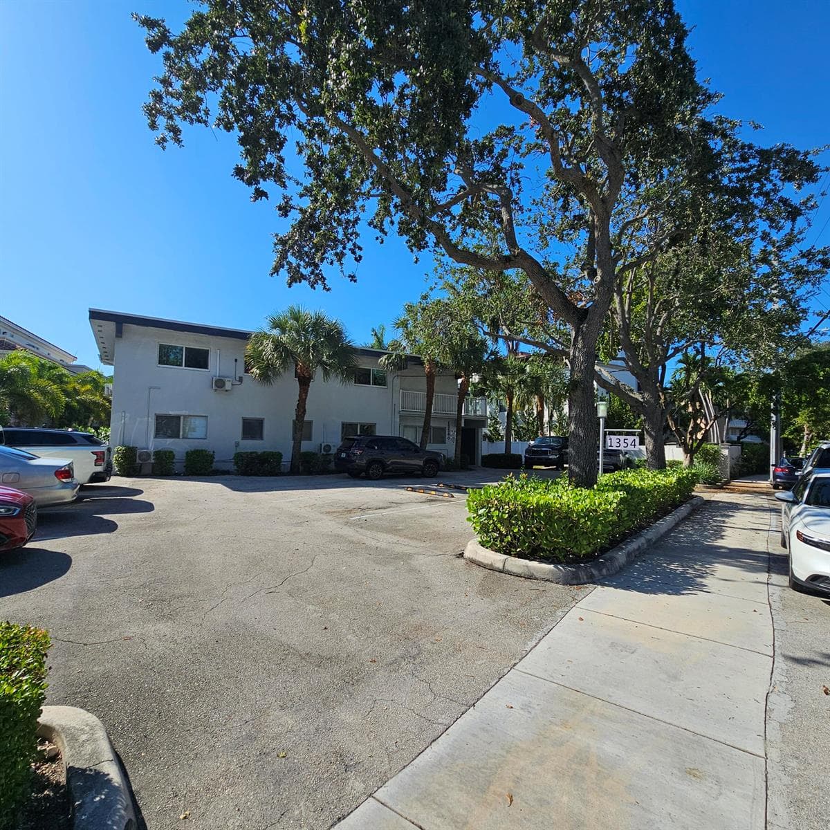 1354 Bayview Drive E photo 20