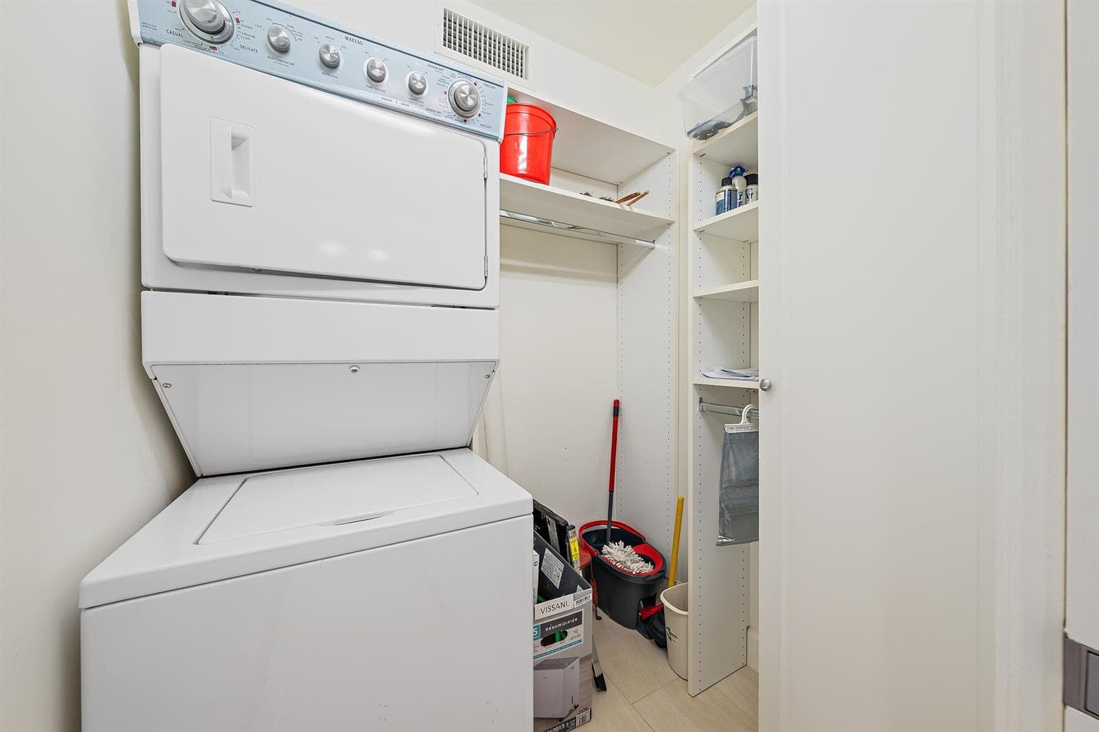 200 Beach Road 202 photo 22