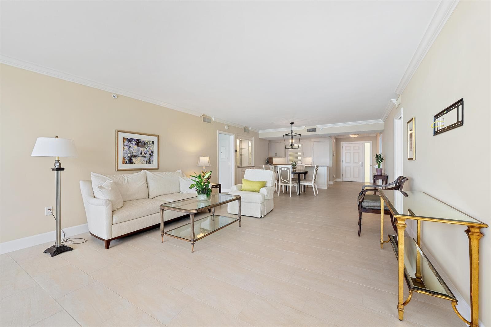 200 Beach Road 202 photo 9