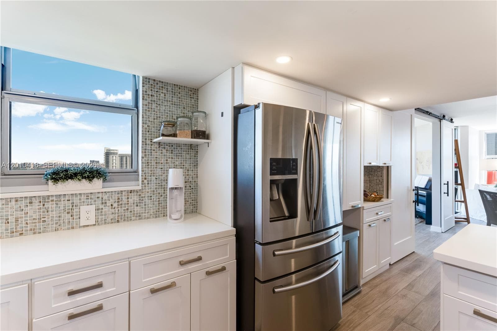 1901 Brickell Ave B1809 photo 6