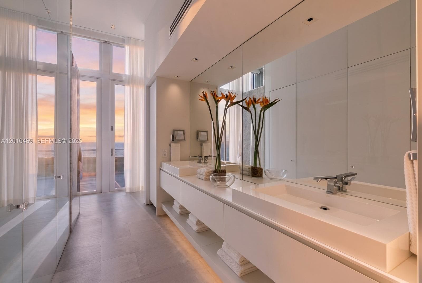 7815 Atlantic Way photo 22