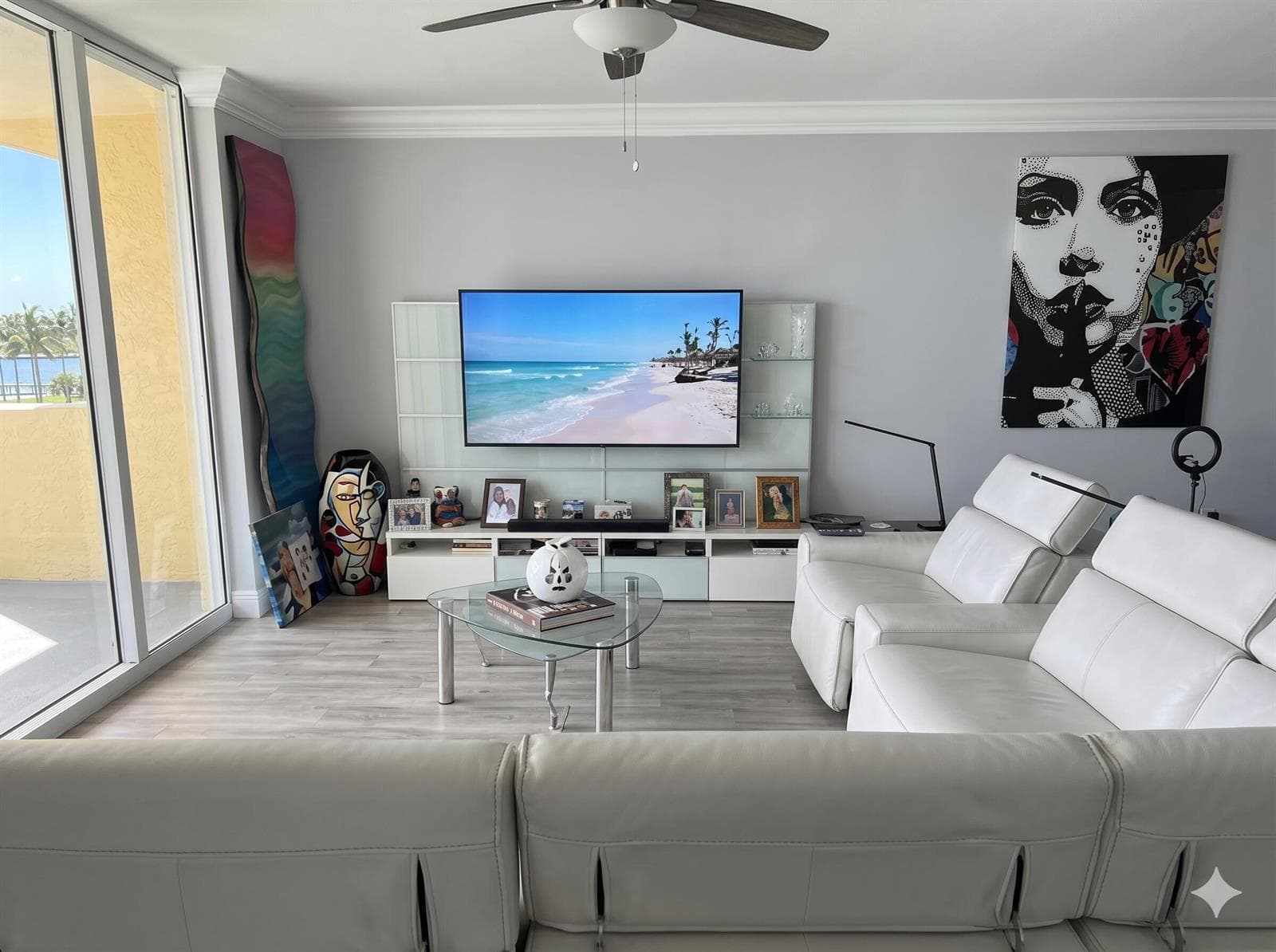 2640 Lake Shore Drive 309 photo 7