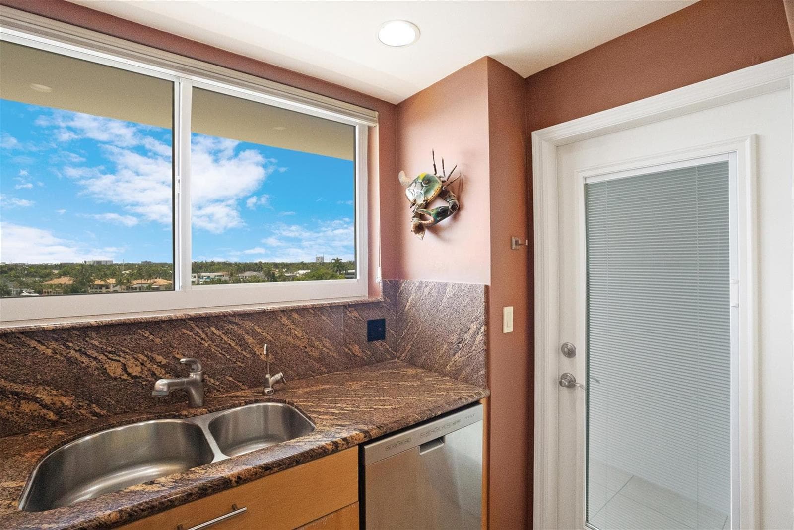 333 Sunset Drive 503 photo 6