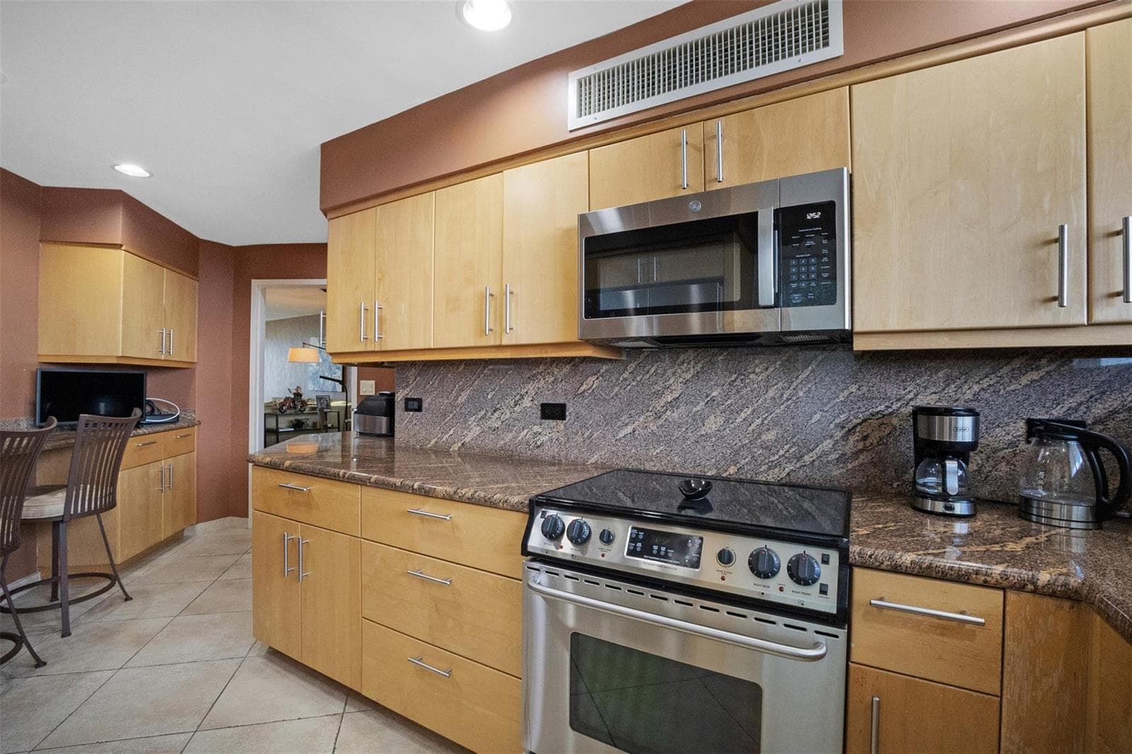 333 Sunset Drive 503 photo 3