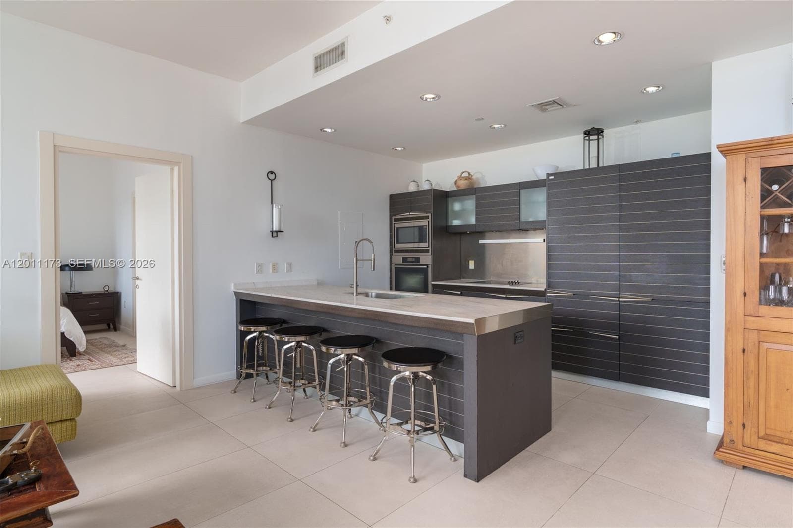200 Biscayne Boulevard Way 1404 photo 7