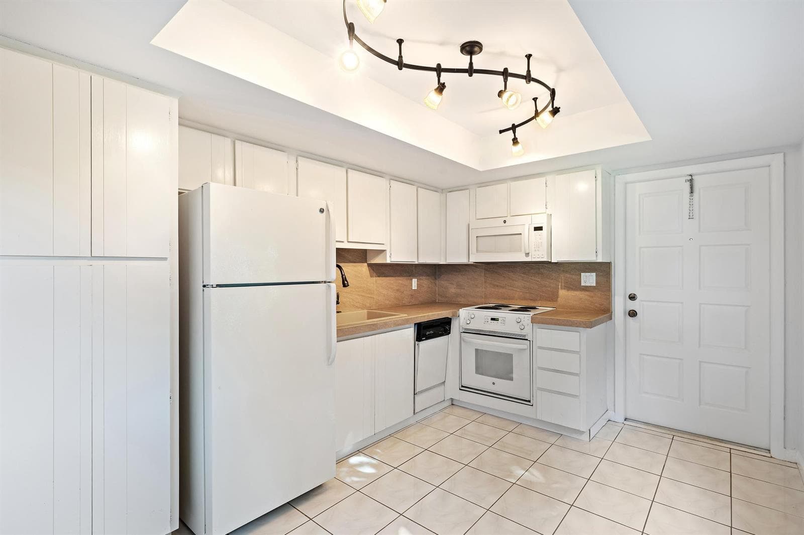 300 Inlet Way 3 photo 7