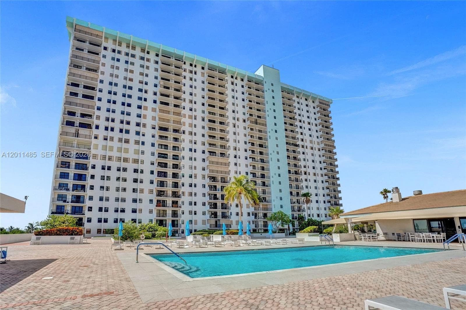 1201 Ocean Dr 609S photo 5