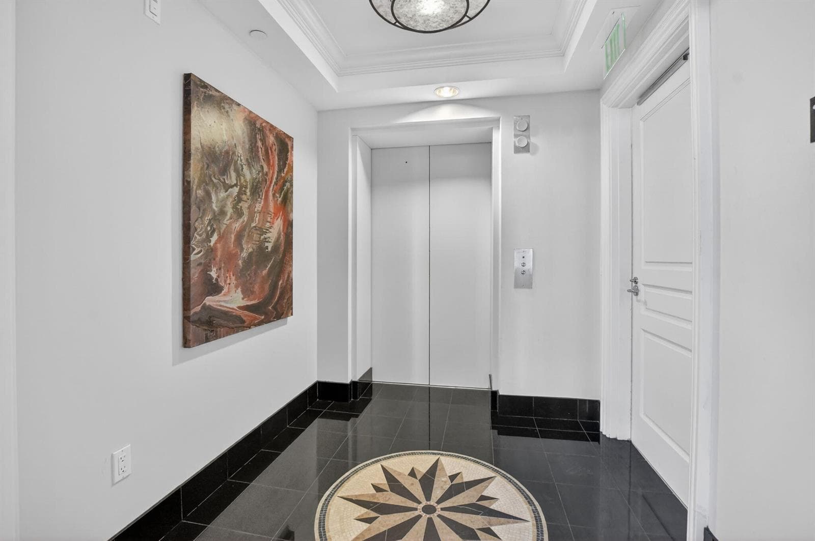 3800 N Ocean Drive 1653 photo 2