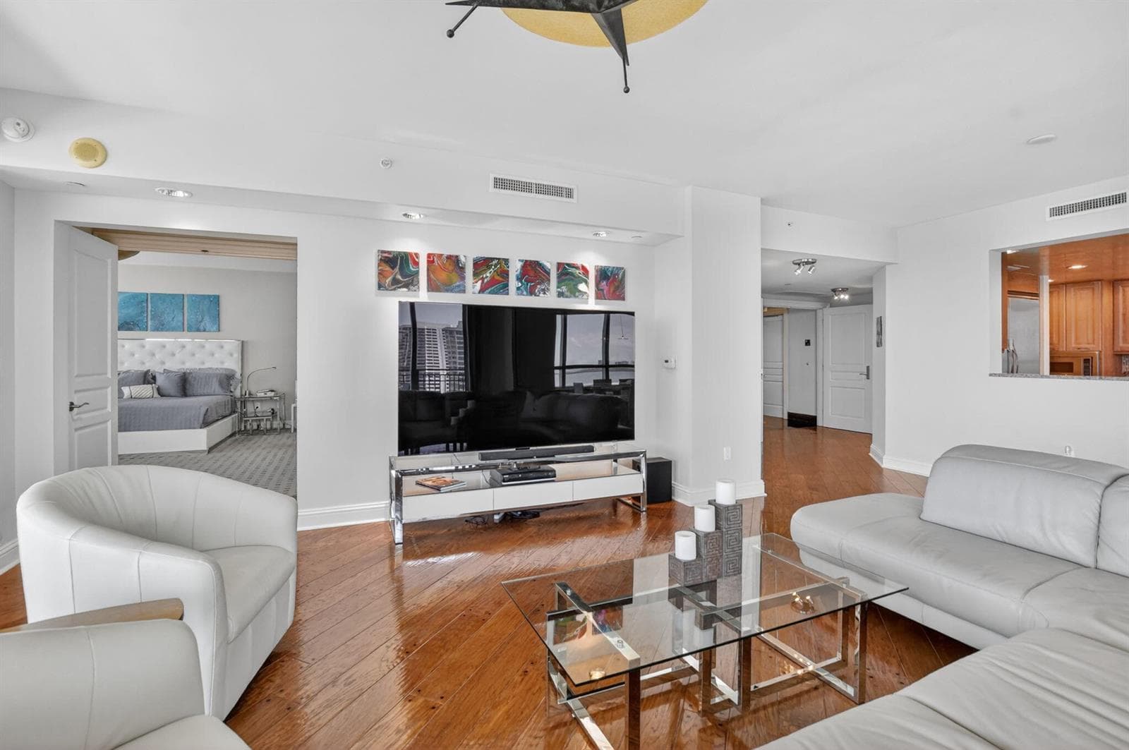 3800 N Ocean Drive 1653 photo 4