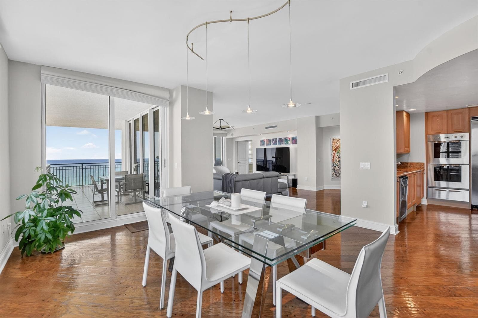 3800 N Ocean Drive 1653 photo 8