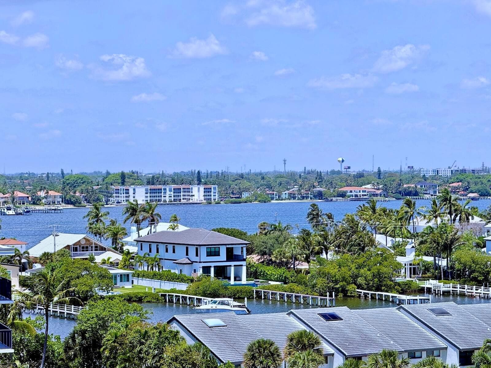 3546 S Ocean Boulevard 914 photo 2