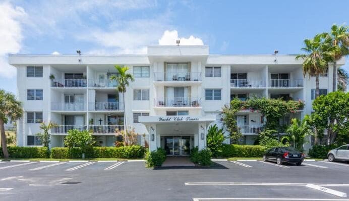917 N Flagler Drive 311 photo 2