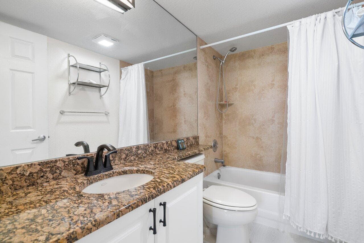 157 Yacht Club Way 206 photo 16