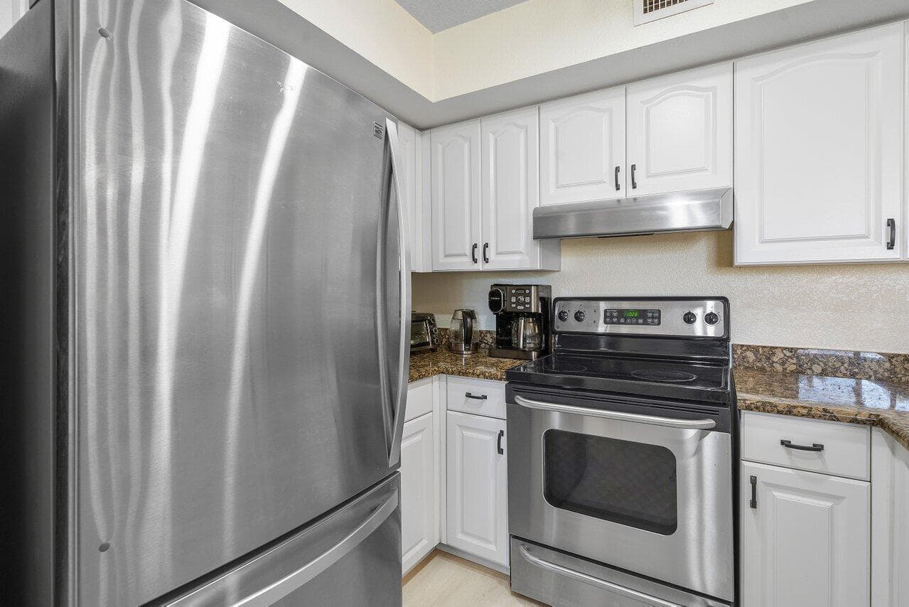 157 Yacht Club Way 206 photo 12