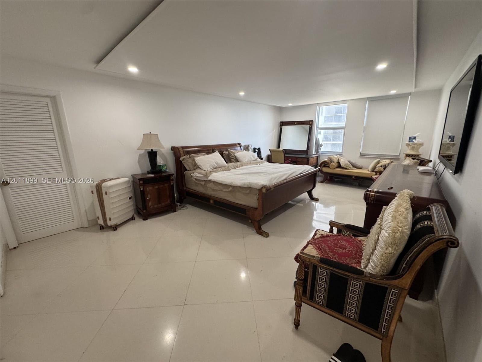 1912 S Ocean Dr 3D photo 14