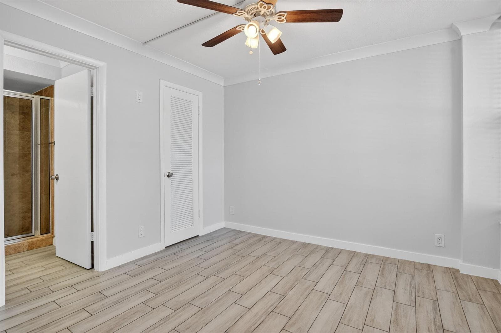 8 Royal Palm Way 203 photo 21