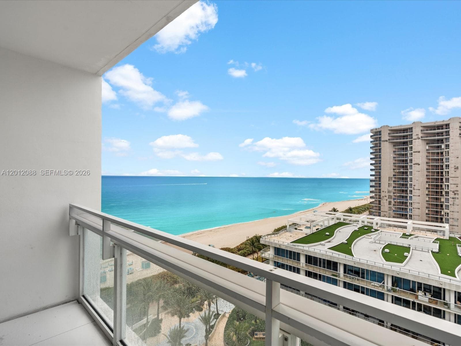 6801 Collins Ave 1208 photo 2