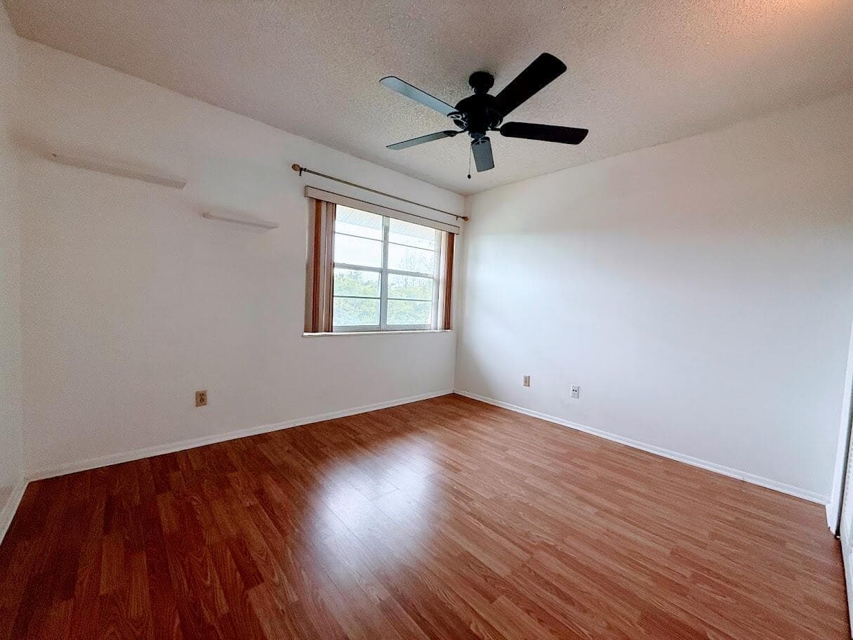 1845 Robalo Drive 205 photo 8