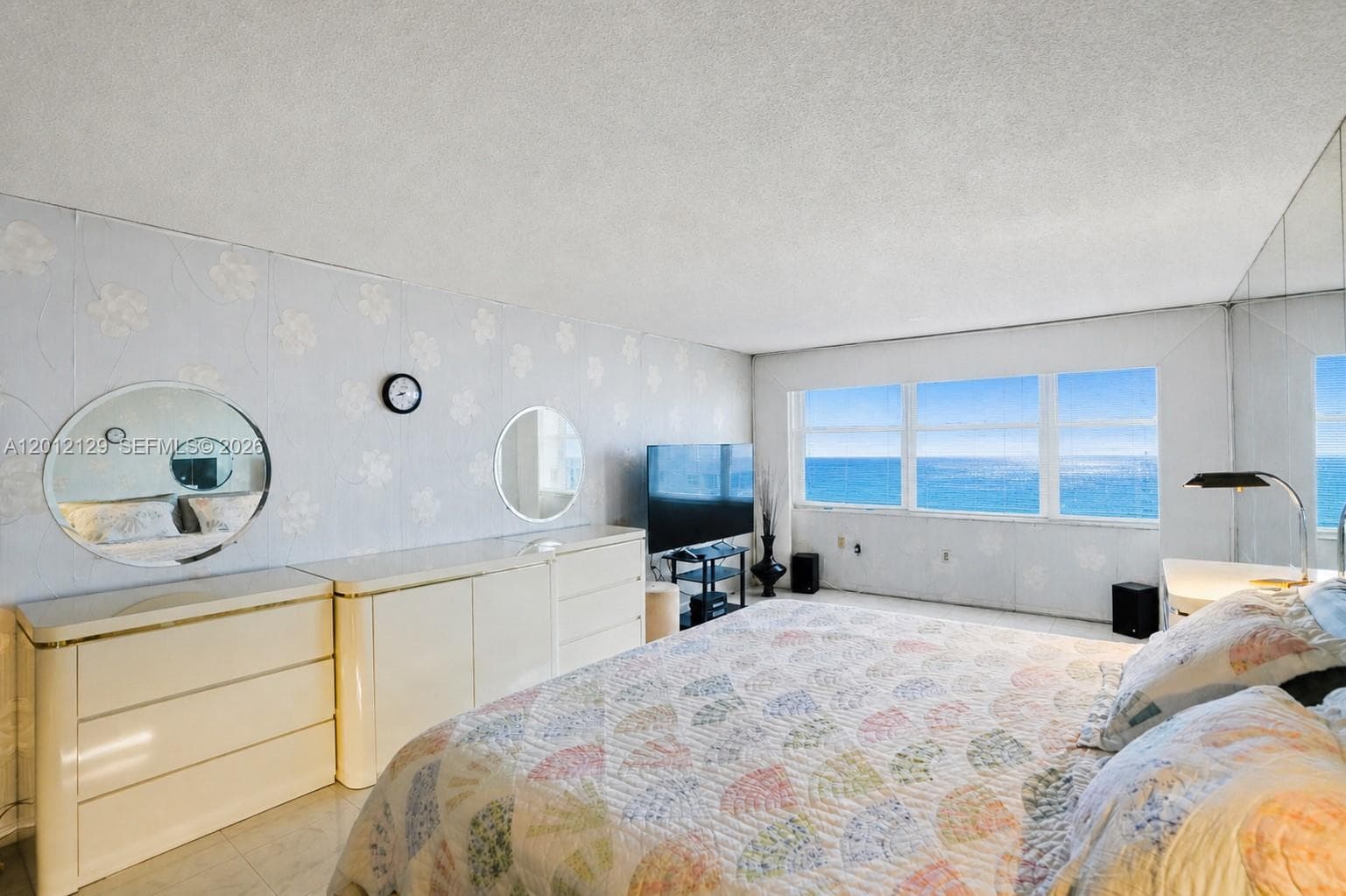 2751 S Ocean Dr 1805S photo 23