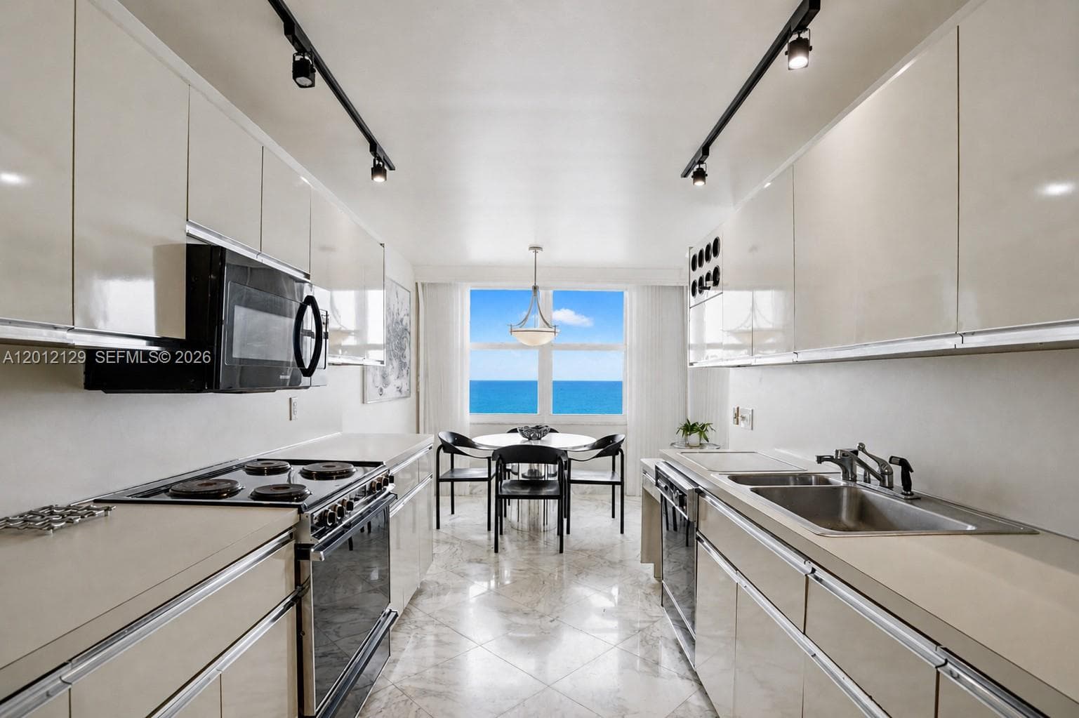 2751 S Ocean Dr 1805S photo 13