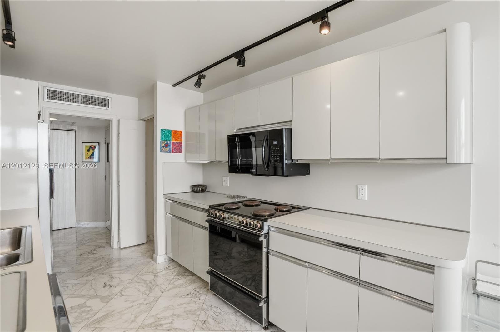 2751 S Ocean Dr 1805S photo 17